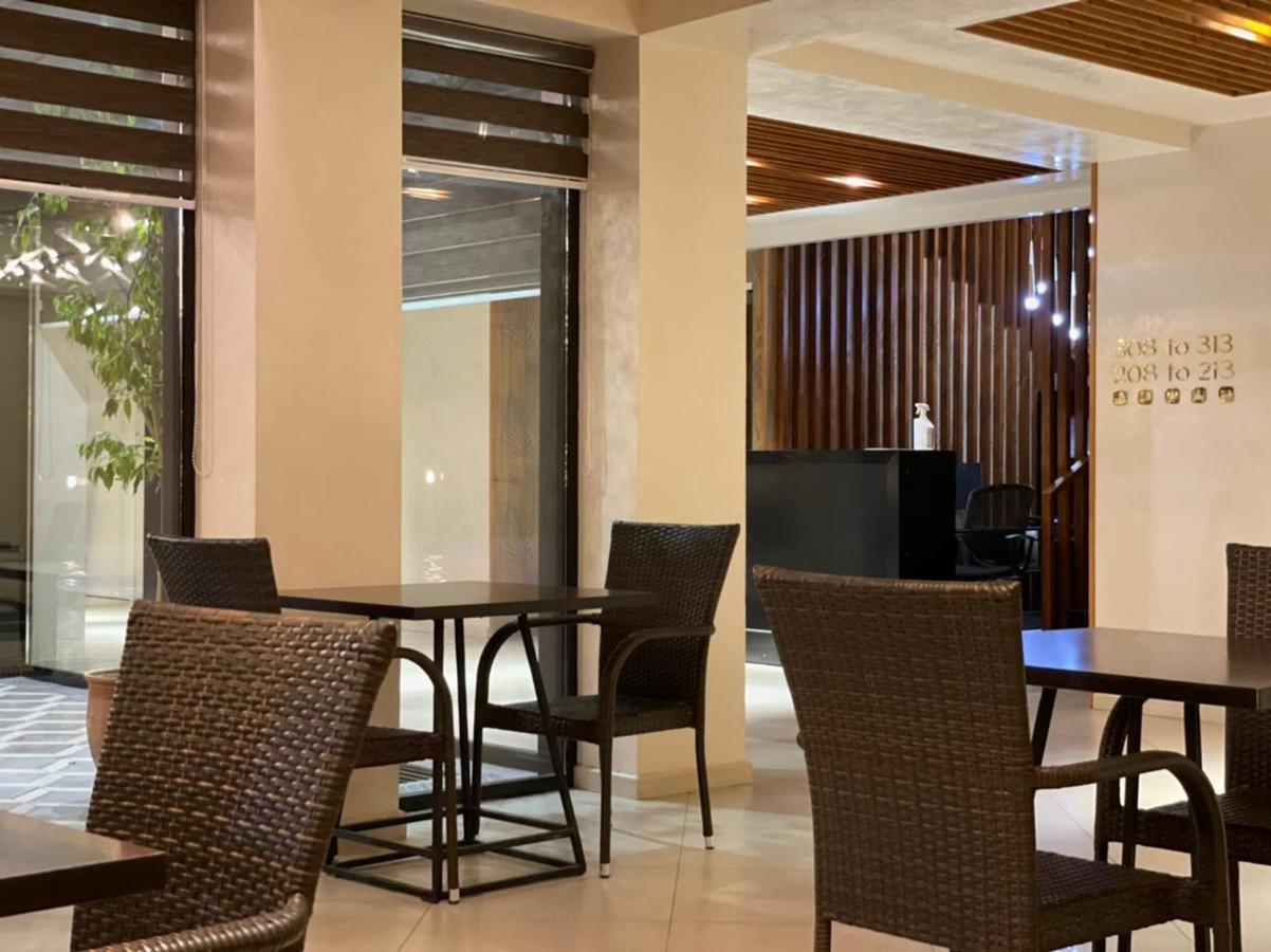 Barhat Hotel & Spa Тараз Экстерьер фото