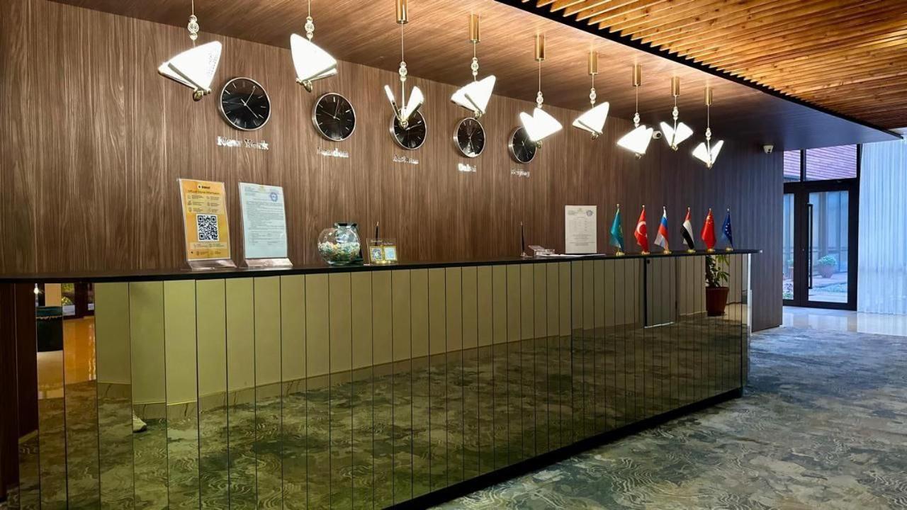 Barhat Hotel & Spa Тараз Экстерьер фото