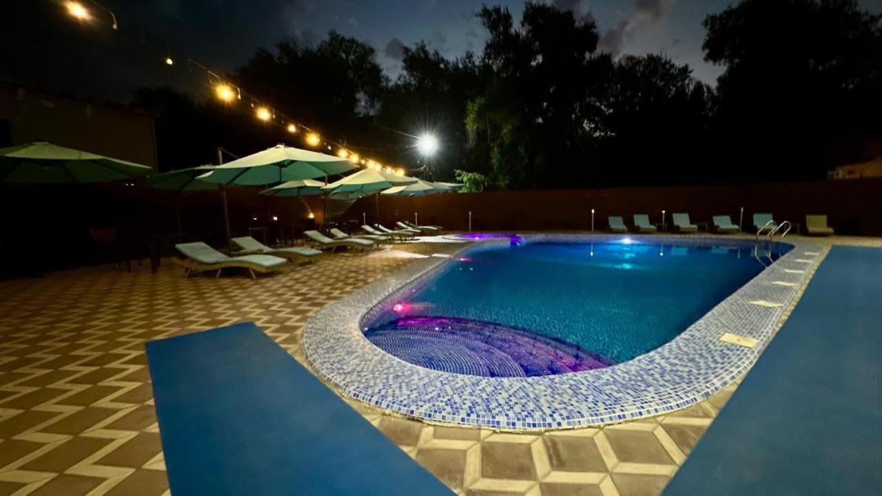 Barhat Hotel & Spa Тараз Экстерьер фото