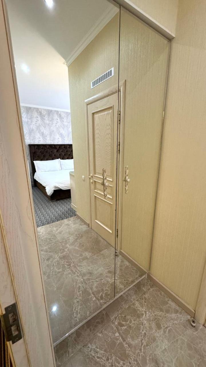 Barhat Hotel & Spa Тараз Экстерьер фото