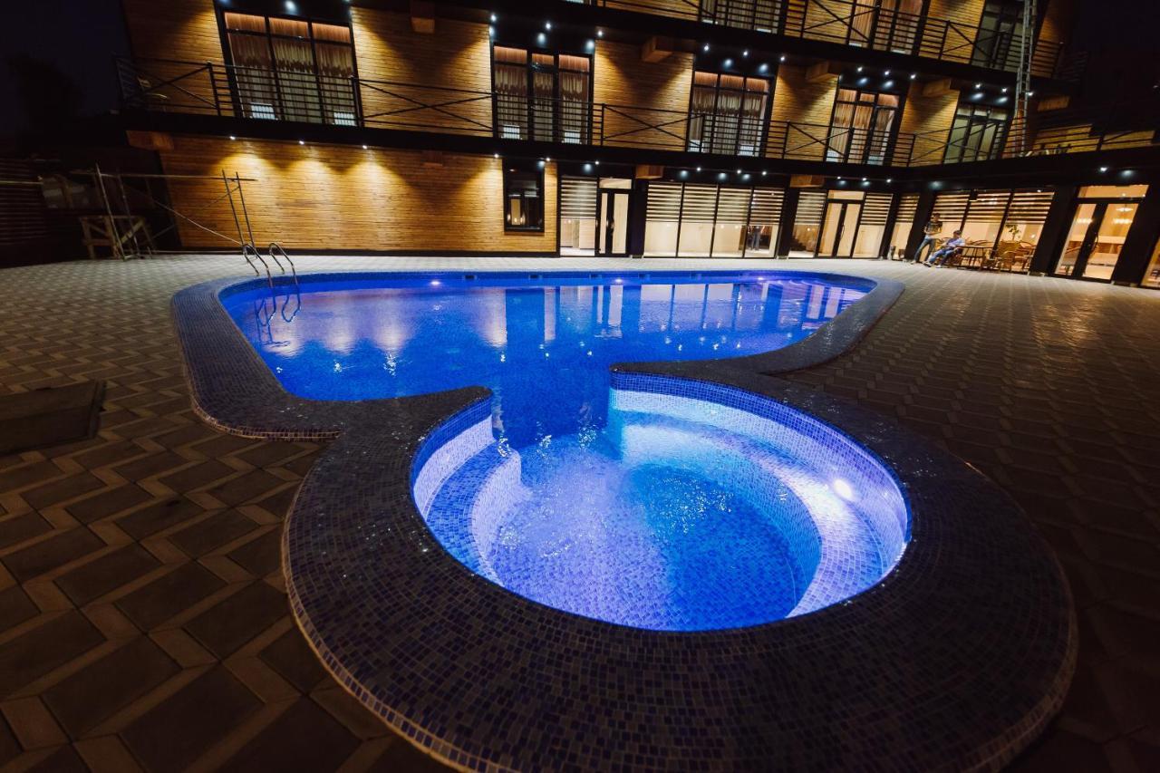 Barhat Hotel & Spa Тараз Экстерьер фото
